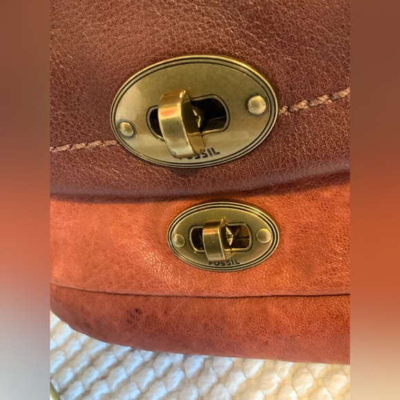 FOSSIL - Picture 3 of 10